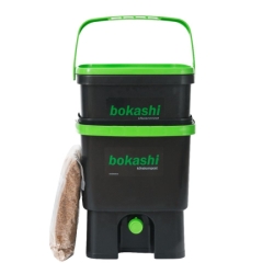 Startkit svart/grön - 2 st bokashihinkar med kran + 1 kg strö